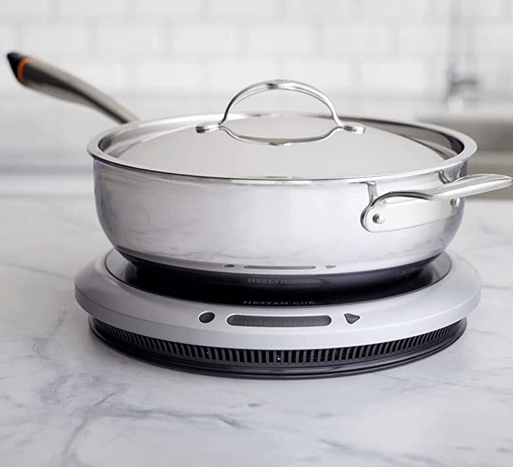 Displaying Hestan Cue Induction and large pot